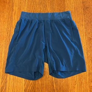 Lululemon 7” T.H.E. Linerless Shorts Medium